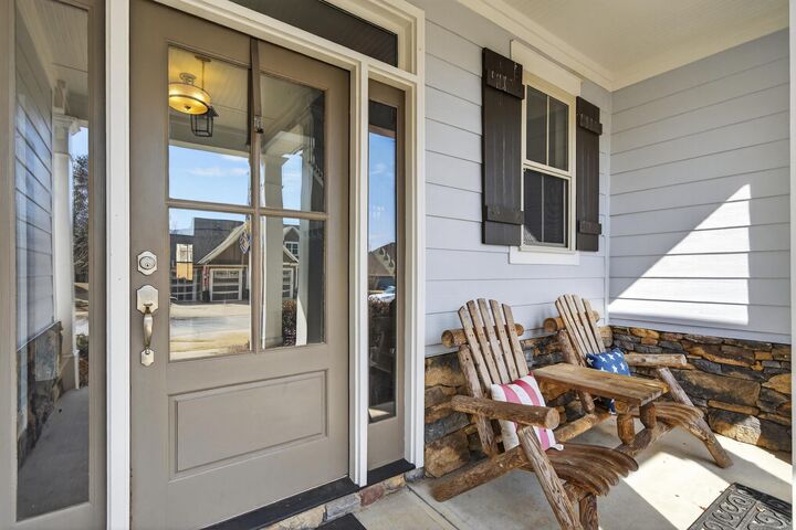 Property Photo:  1100 McInteer Circle  GA 30642 