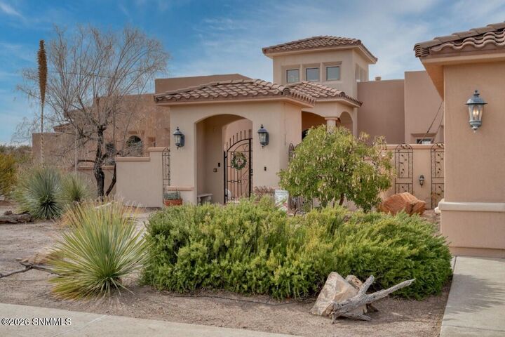 Property Photo: 810 Roadrunner Circle NM 88011
