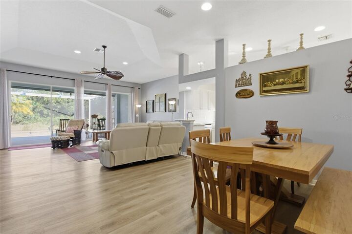 Property Photo:  757 Pond Lily Way  FL 34293 