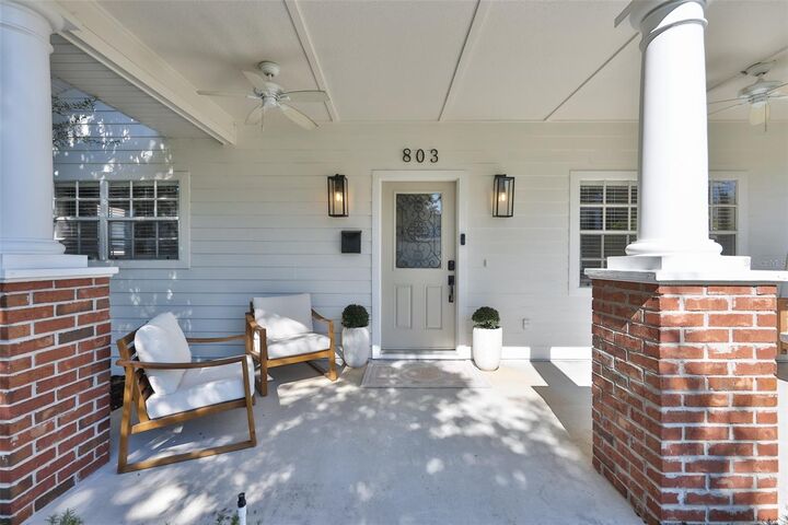 Property Photo:  803 W Alfred Street  FL 33603 