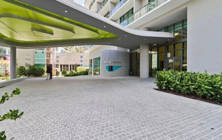 Property Photo:  501 NE 31st Street 1808  FL 33137 