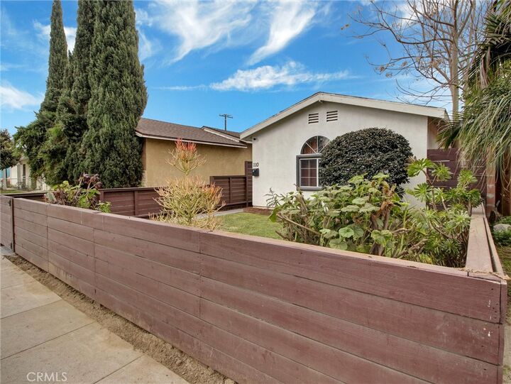 Property Photo:  110 W Forhan Street  CA 90805 