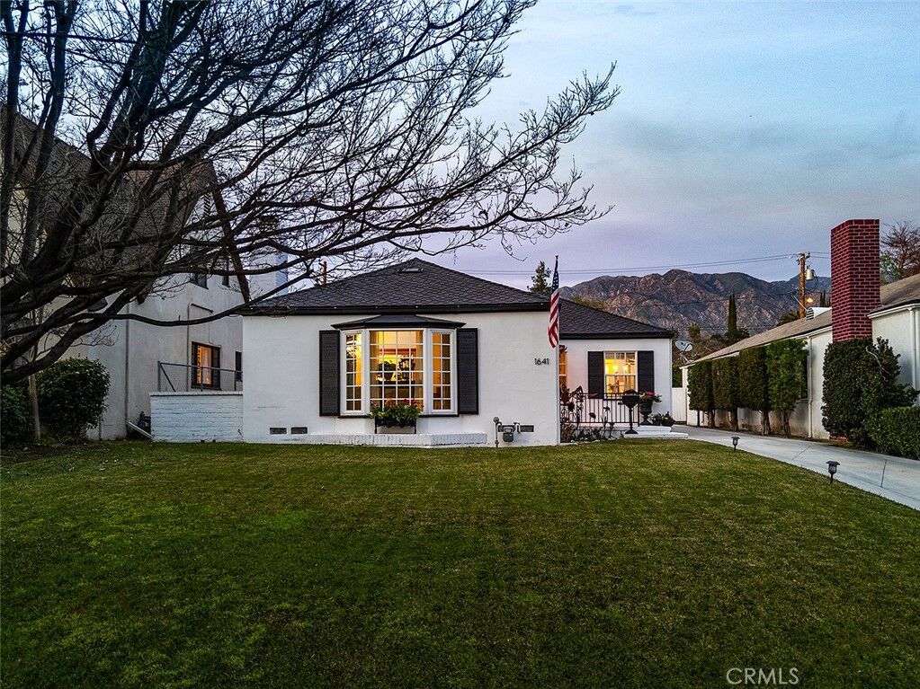 Property Photo: 1641 E Orange Grove CA 91104