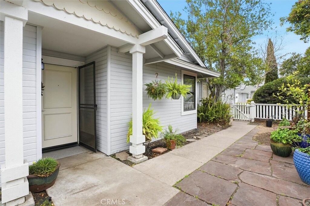 Property Photo:  839 Marigold Court  CA 93401 