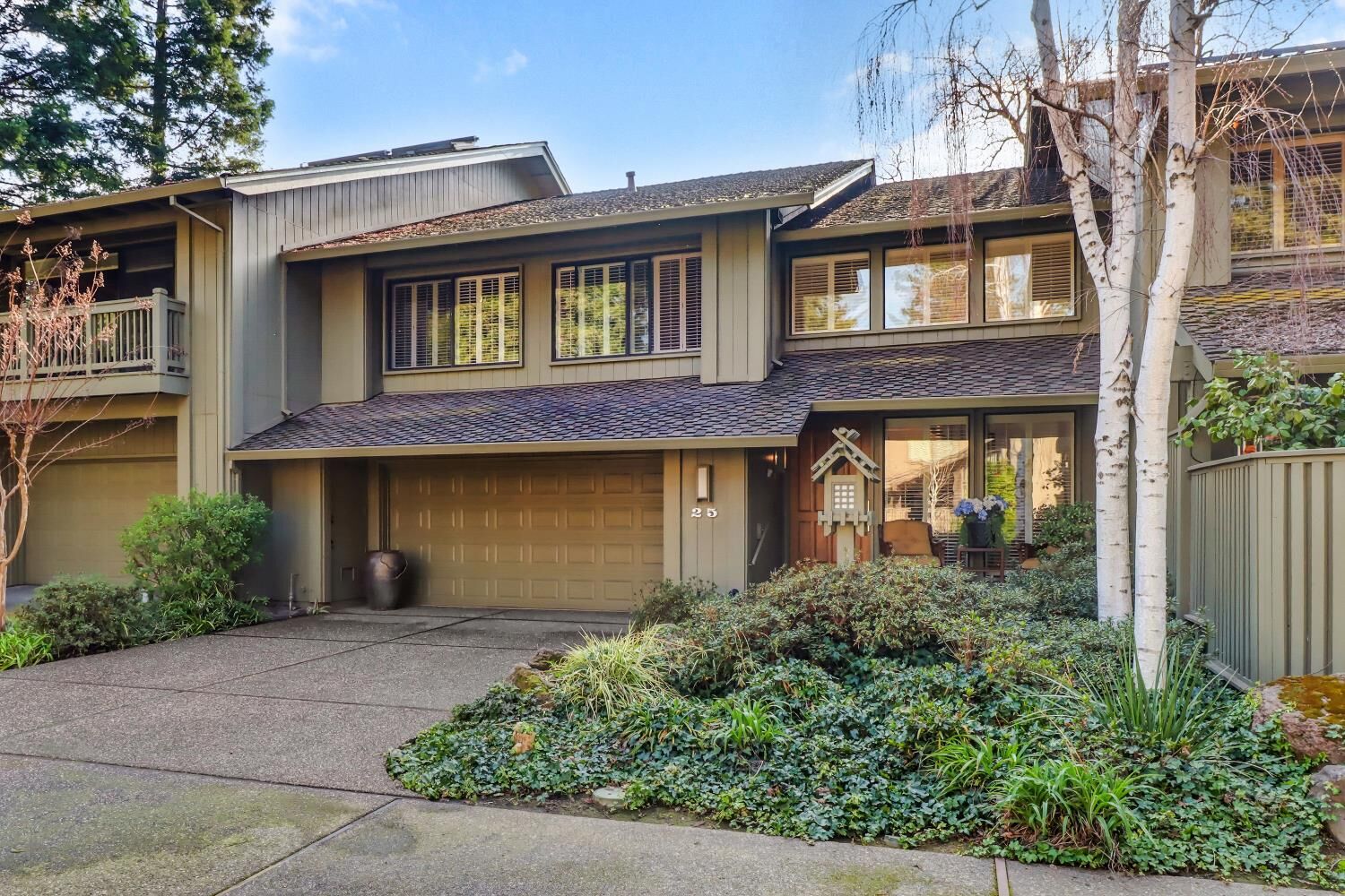 Property Photo:  25 River Bluff Lane  CA 95608 