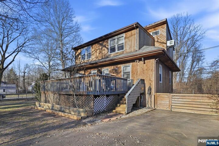 Property Photo:  31 West Street  NJ 07624 