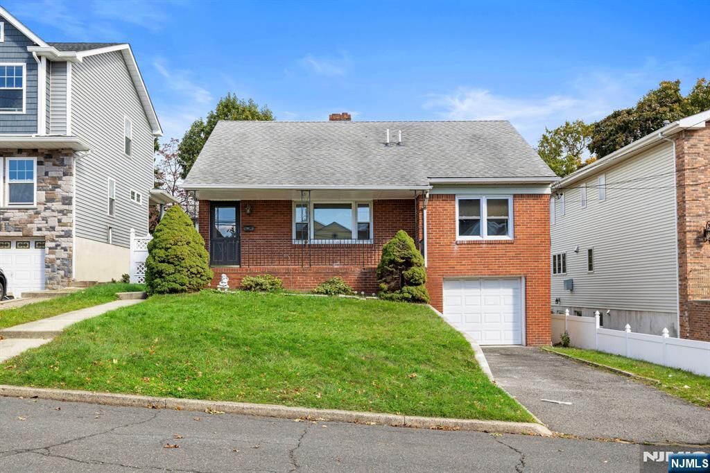 Property Photo: 133 Cleveland Avenue NJ 07604