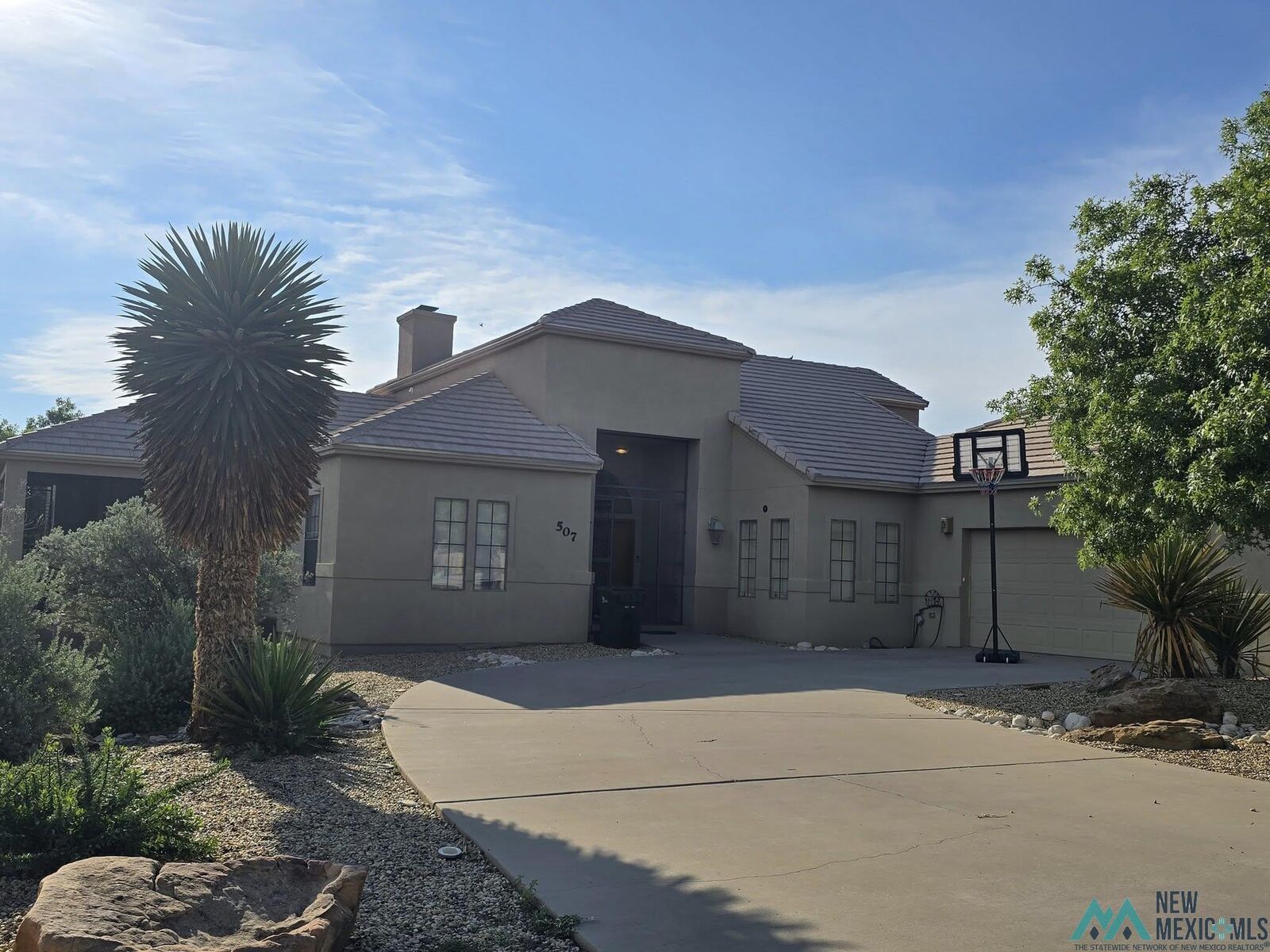 Property Photo:  507 Oakwood Place  NM 88220 