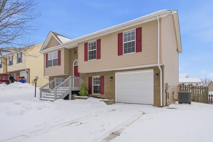 Property Photo:  125 Aster Lane  VA 24073 