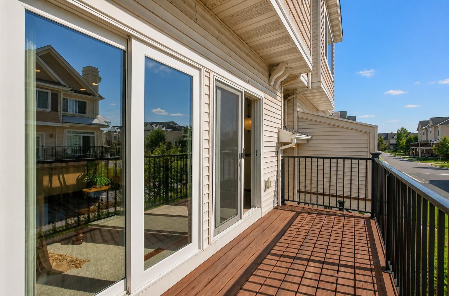 Property Photo:  4333 Victor Path 3  MN 55038 