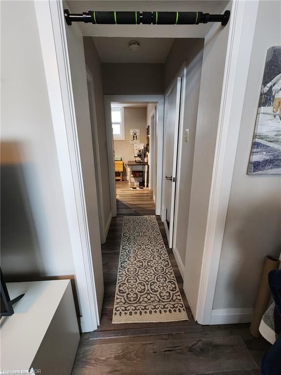 Property Photo:  32 Fairmount Road 1  ON N2H 2G3 