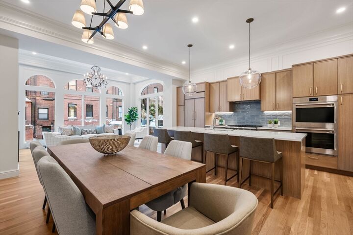 Property Photo:  190 Marlborough A  MA 02116 