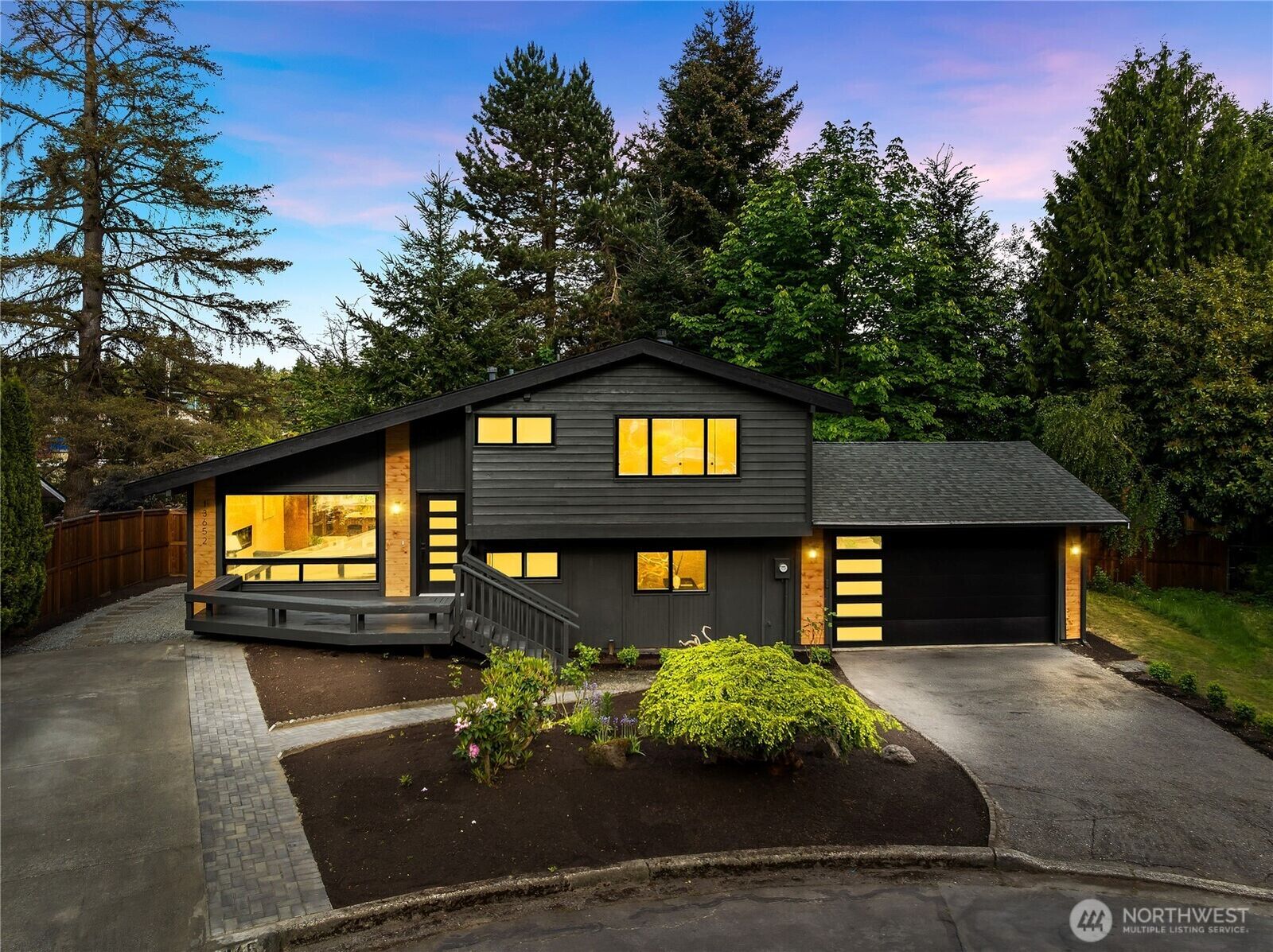Property Photo:  13652  99th Avenue NE  WA 98034 