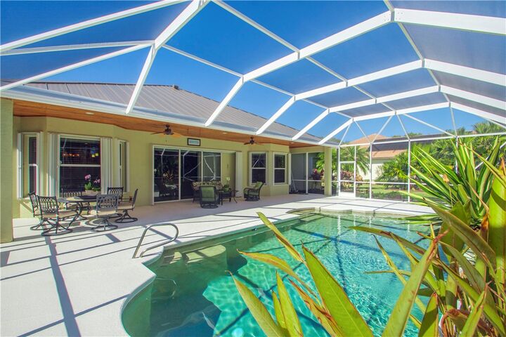 Property Photo:  1710 Cassville Avenue  FL 32966 