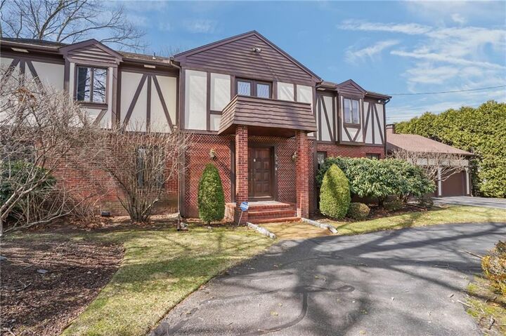 Property Photo:  82 Mountain Laurel Drive  RI 02920 