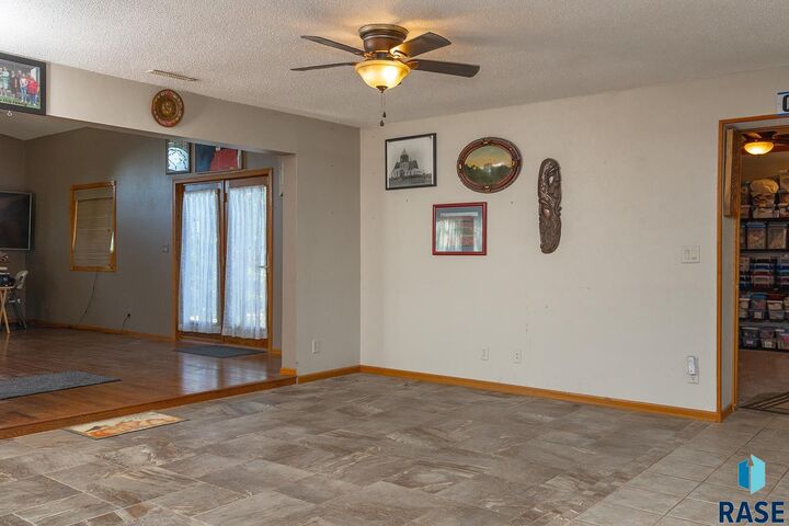 Property Photo:  6102 Dakota Dr  SD 57042 