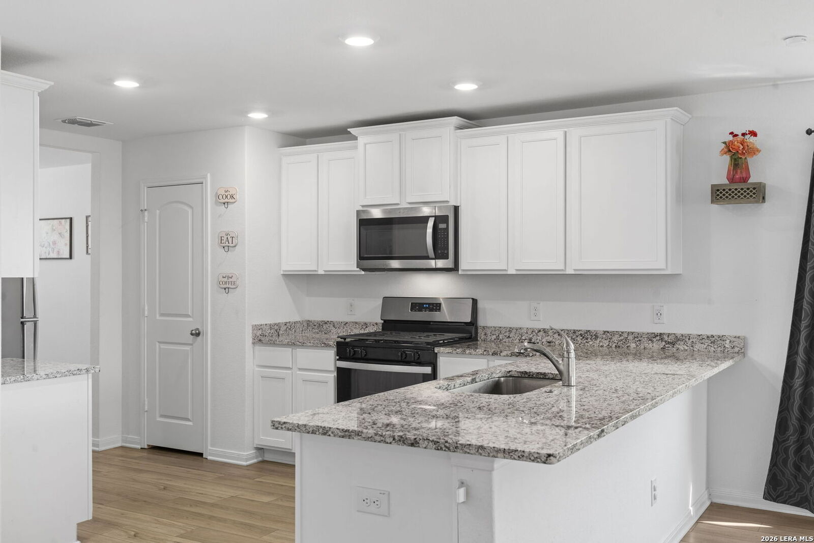 Property Photo: 12024 Luckey Villa TX 78252