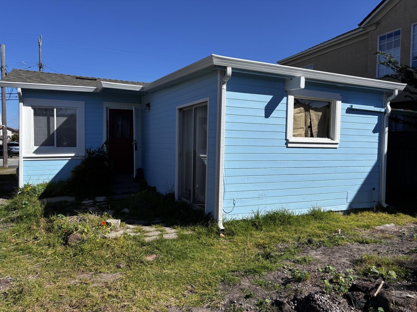 Property Photo:  400 Sonoma Avenue  CA 93955 