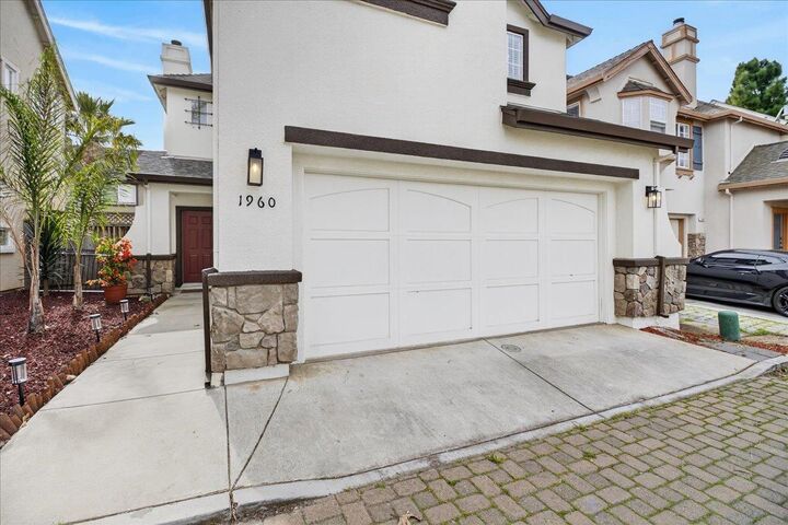 Property Photo:  1960 Bradbury Street  CA 93906 