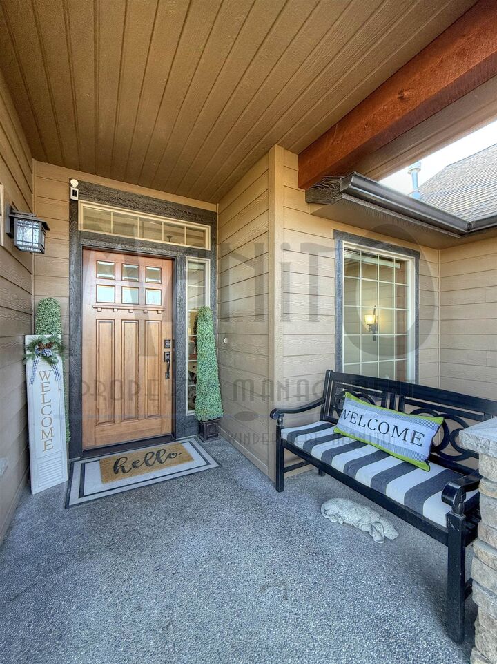 Property Photo:  1008 N River Ridge Blvd  WA 99224 