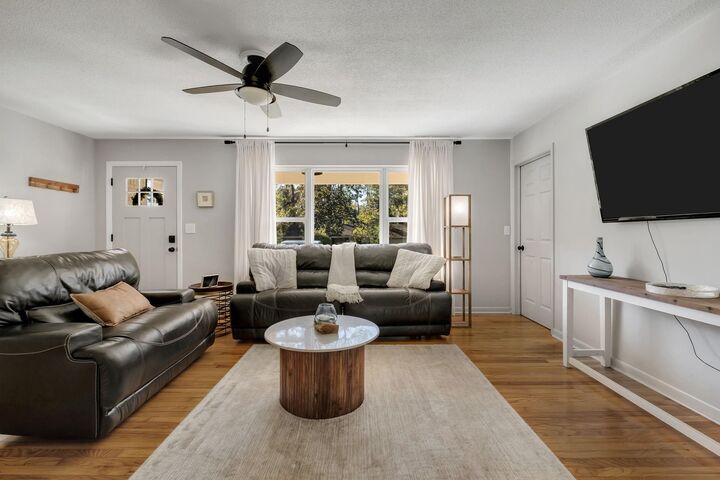 Property Photo:  212 Hoffman Drive  FL 32312 