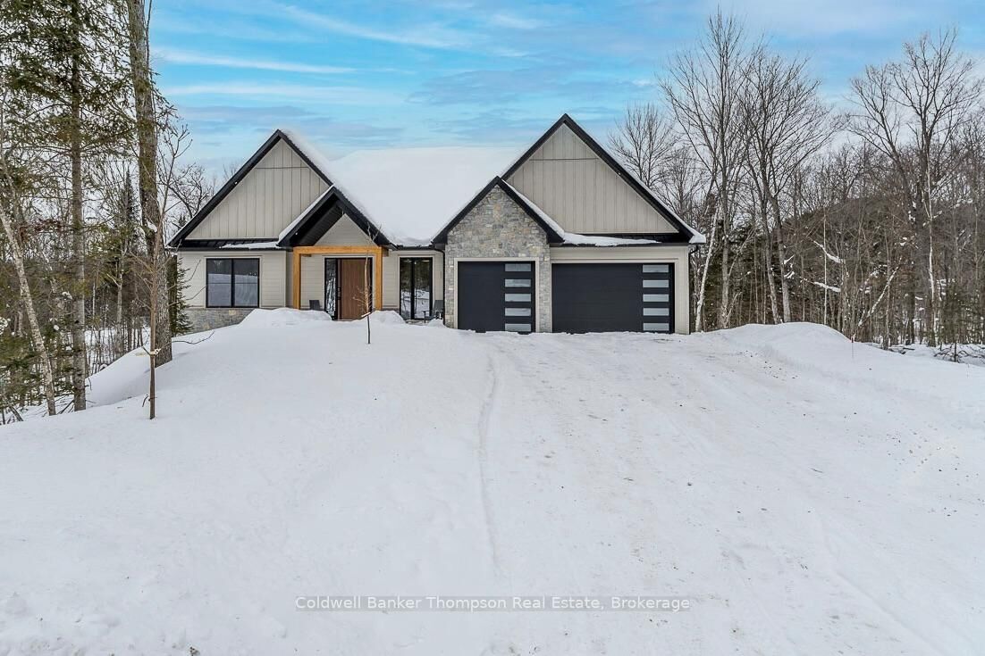 Property Photo:  11 Glen Eagle Court  ON P1H 1B1 