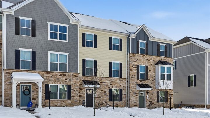 Property Photo:  4702 Spruce Rd  PA 15044 