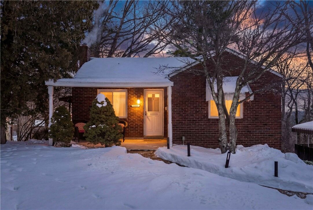 Property Photo:  3284 Beechdale St  PA 15227 