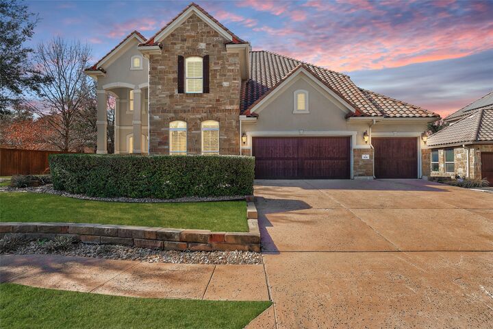 Property Photo: 808 Horseback Hollow Drive TX 78732