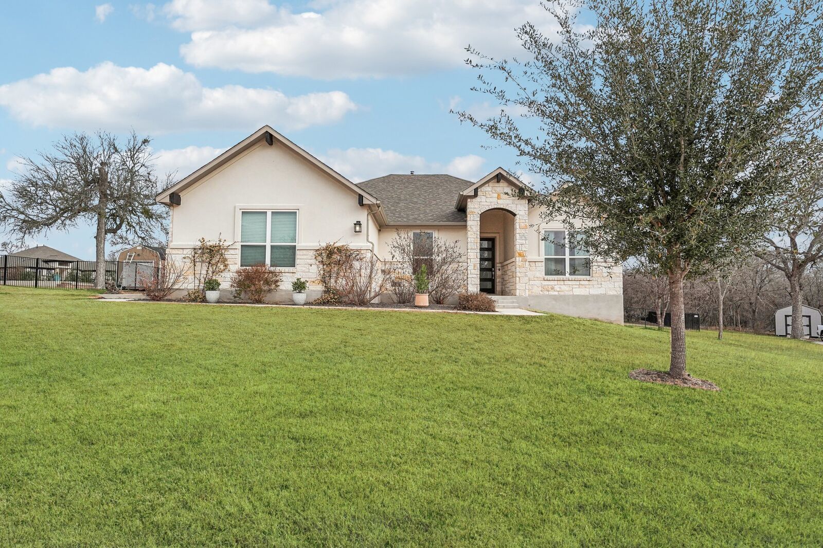 Property Photo:  180 Pecos Street  TX 78612 