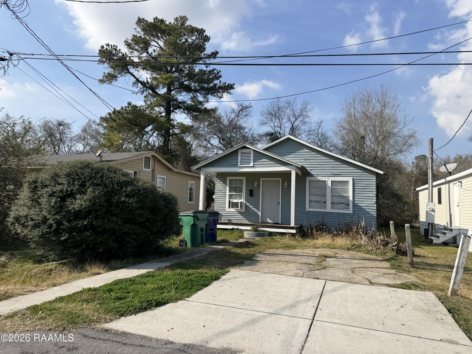 Property Photo:  1718 W 9th Street  LA 70526 