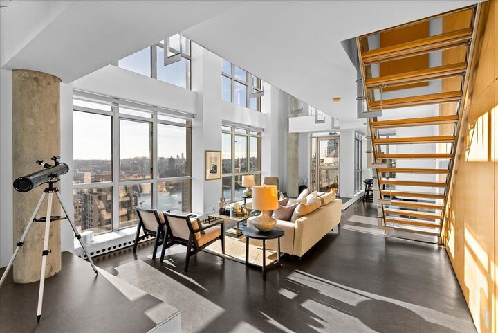 Property Photo:  1238 Richards Street Ph 2801  BC V6B 6M6 