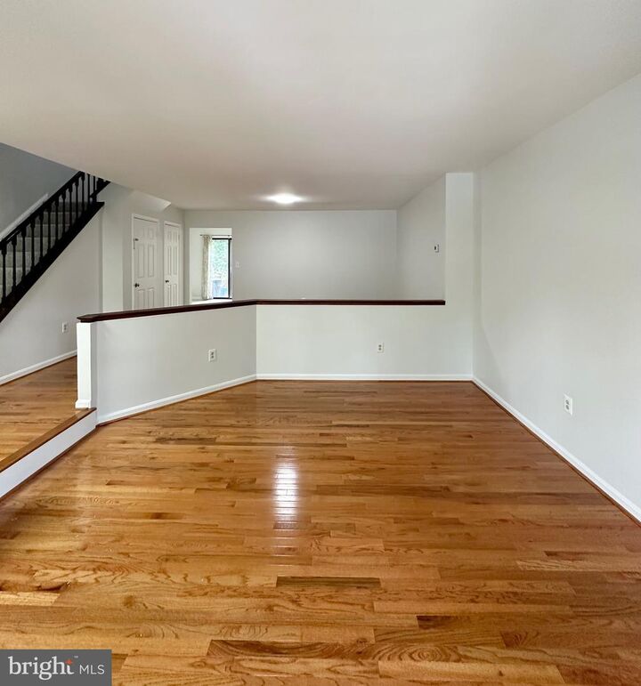 Property Photo:  2868 Kelly Square  VA 22181 