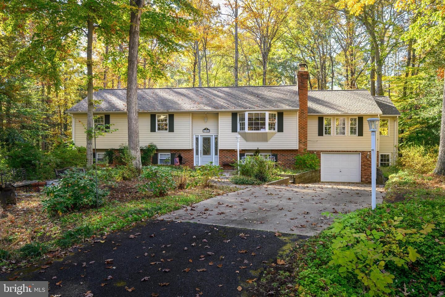 Property Photo: 2184 Branchwood Court MD 21054