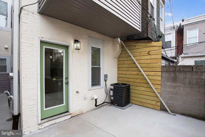 Property Photo: 1610 N Dover Street PA 19121