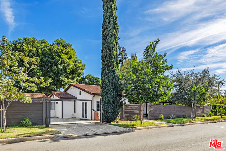 Property Photo:  7340 Farralone Ave  CA 91303 