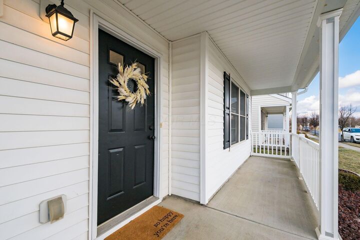 Property Photo: 2553 Silver Fir Lane OH 43123