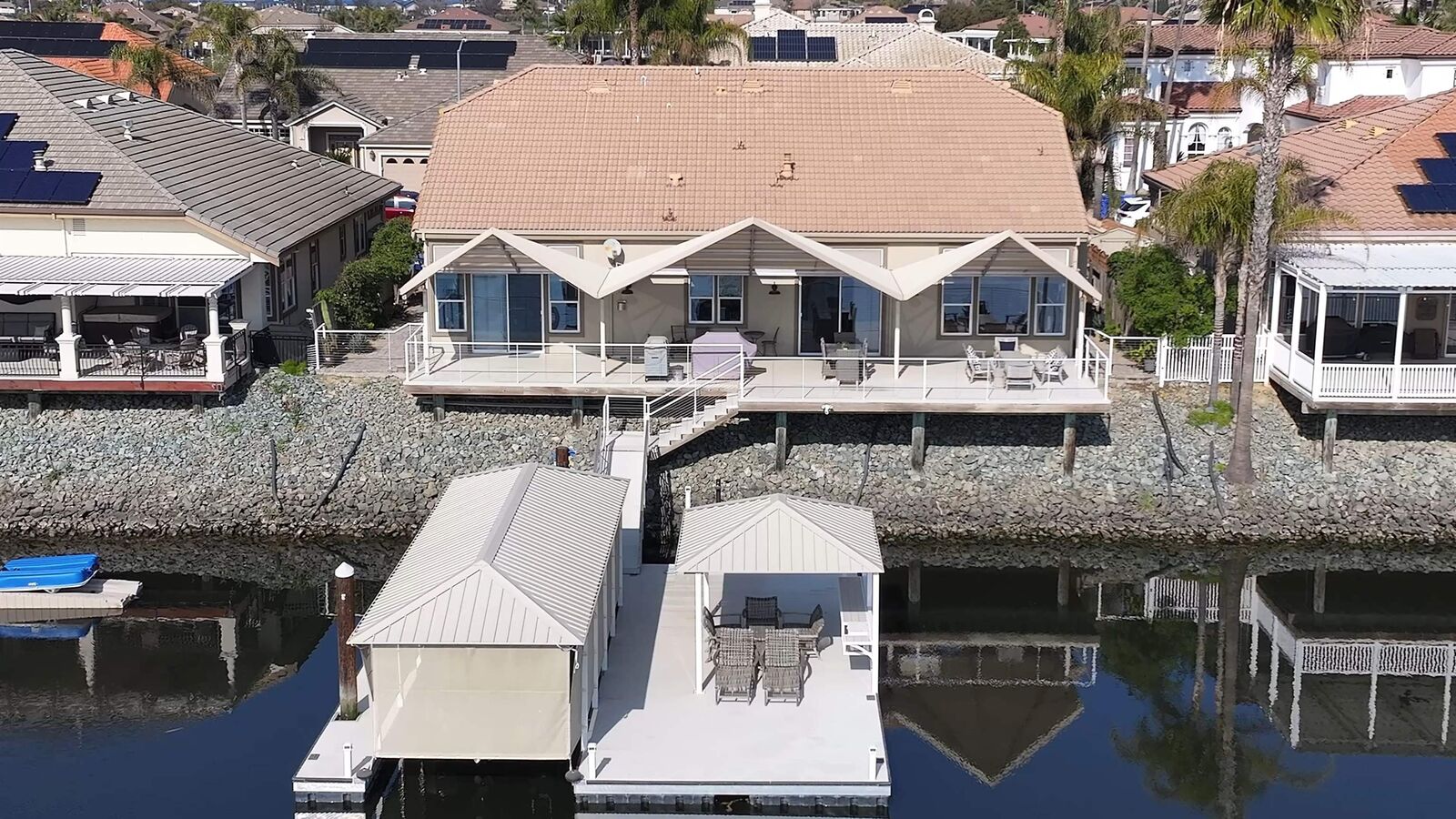 Property Photo: 3982 Bolinas Pl CA 94505