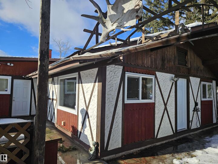 Property Photo: 5314 57 Street AB T9M 1R9