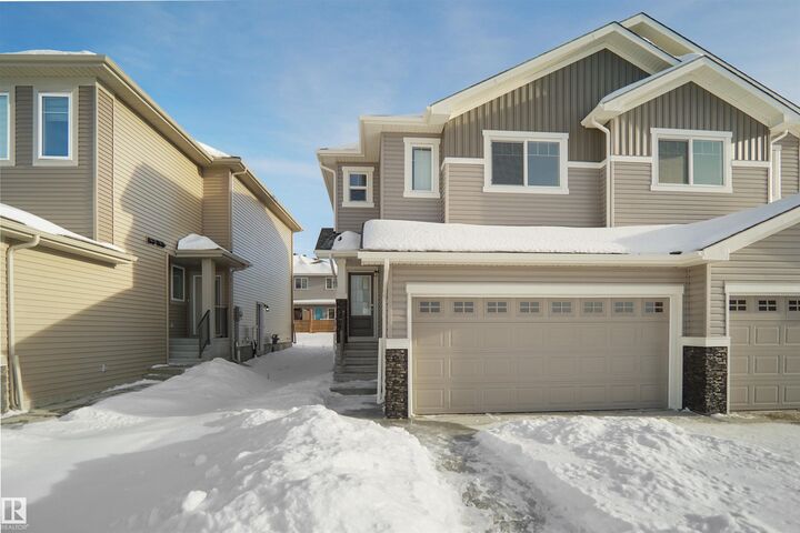 Property Photo:  930 15 Avenue NW  AB T6T 2V2 