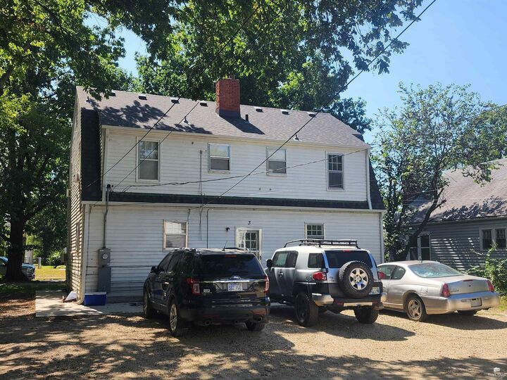 Property Photo:  814 Thurston Street  KS 66502 