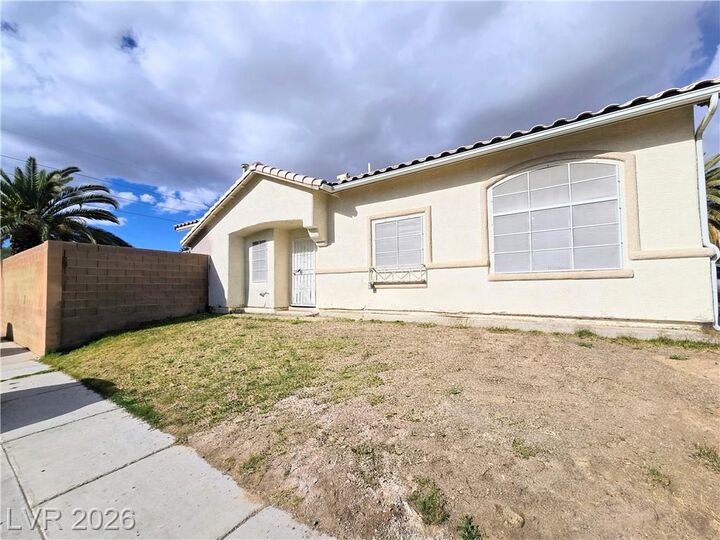 Property Photo:  2321 Blackberry Valley Way  NV 89142 