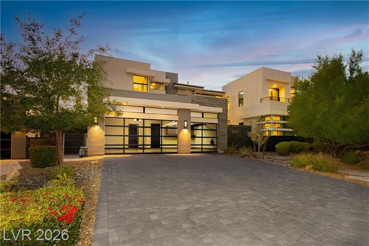 Property Photo: 94 Glade Hollow Drive NV 89135