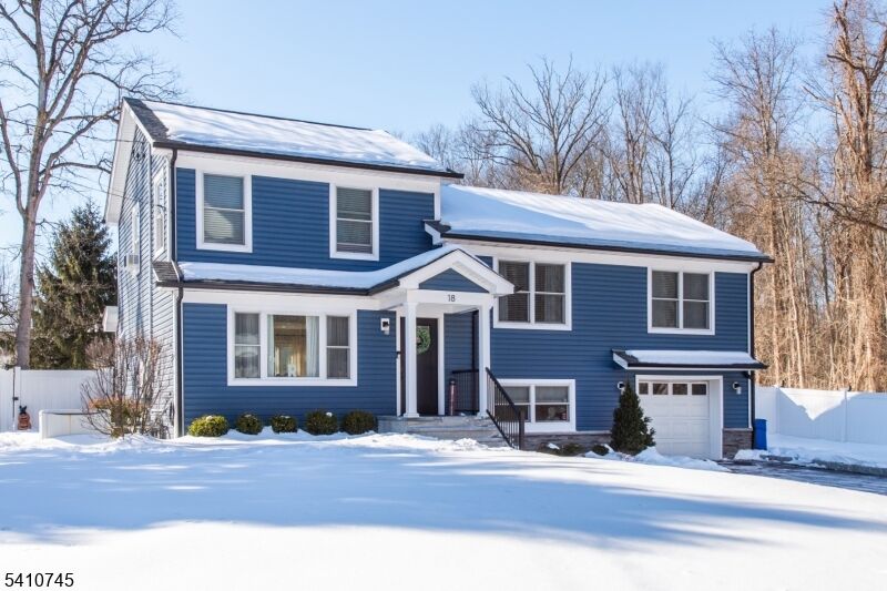 Property Photo:  18 Rathbun Rd  NJ 07082 