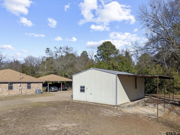 Property Photo:  189 Phil Dr  TX 75765 