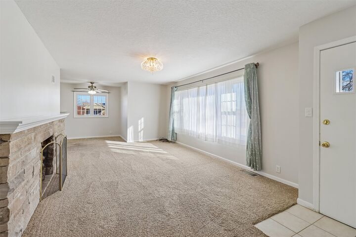 Property Photo:  1111 N Howard Street  IA 50125 