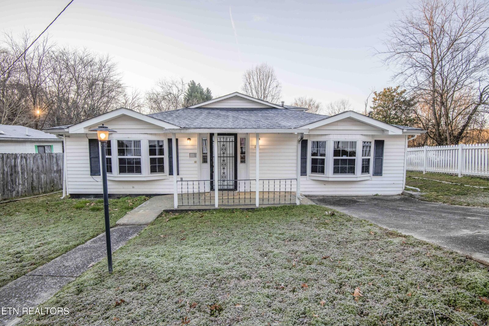 Property Photo:  400 Furnace Ave  TN 37854 