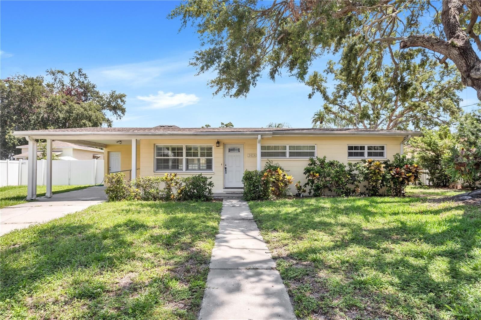 Property Photo:  3414 W Carrington Street  FL 33611 