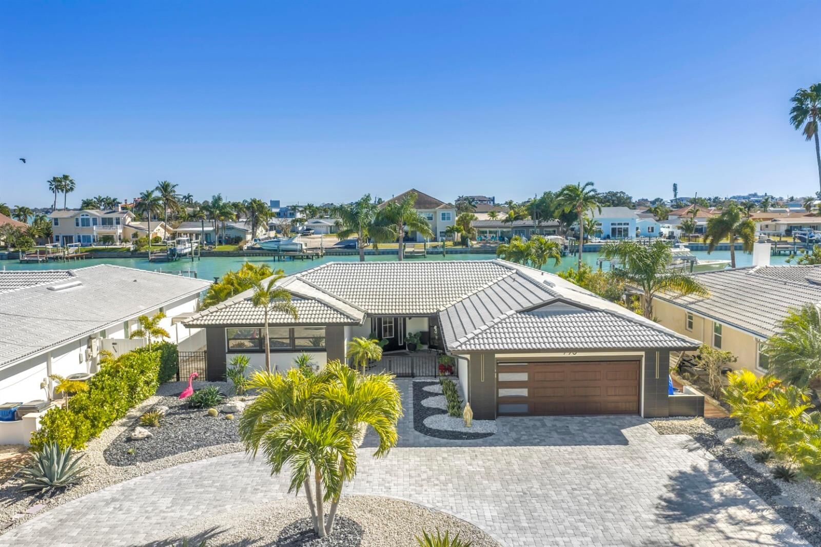 Property Photo:  795 Capri Boulevard  FL 33706 