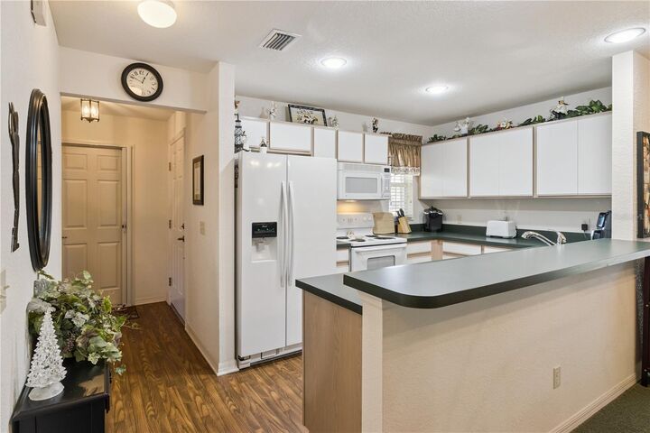 Property Photo:  4440 Turnberry Lane  FL 33859 